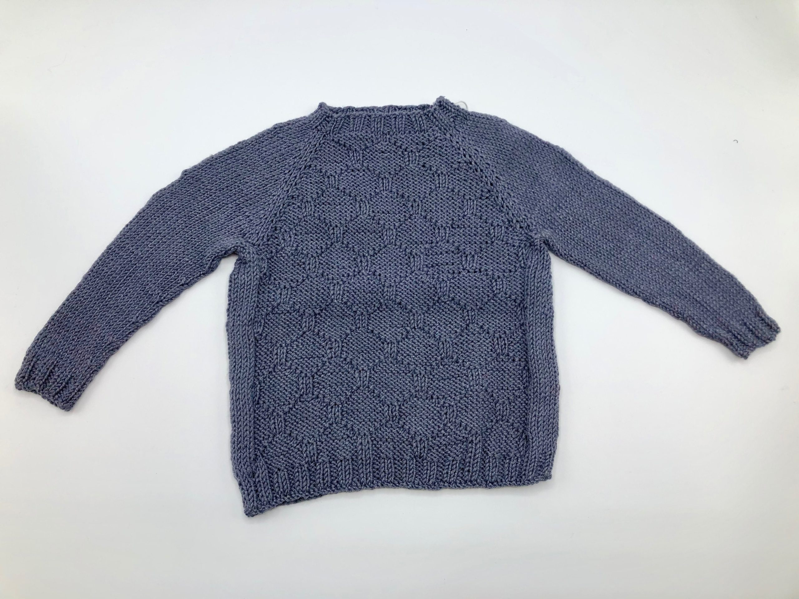 Darra peysa -fyri 6 mán.-2 ára -sérpöntun