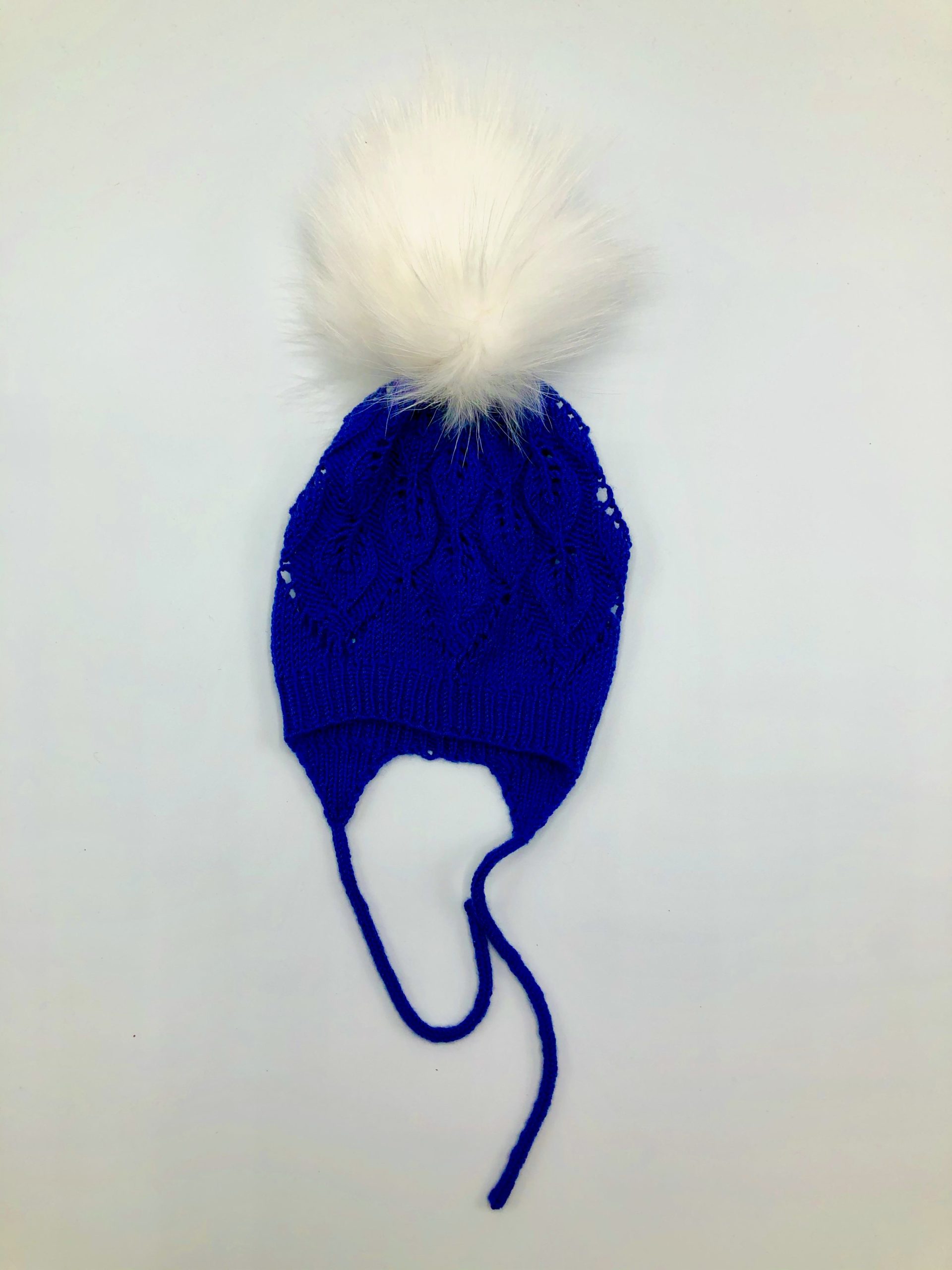 Ellu húfa með laufmynstri og dúski sérpöntun